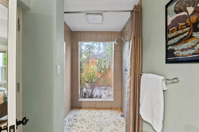 $1,500,000 | 941 Virginia Drive, Sarasota, FL 34234