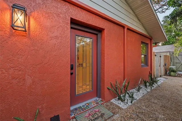 $1,500,000 | 941 Virginia Drive, Sarasota, FL 34234