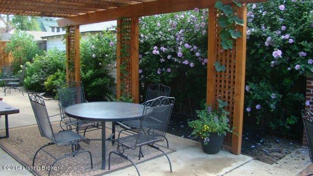 423 Fairlawn Road Louisville, KY 40207 - Photo 48 of 70 DSC02926