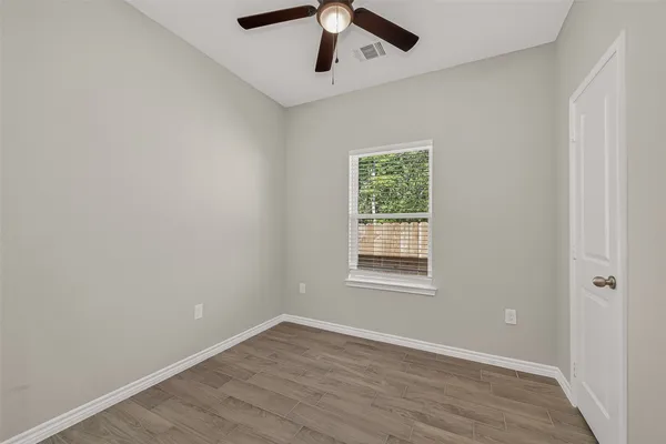 $1,195 | 352 Westchase Street, Montgomery, TX 77316