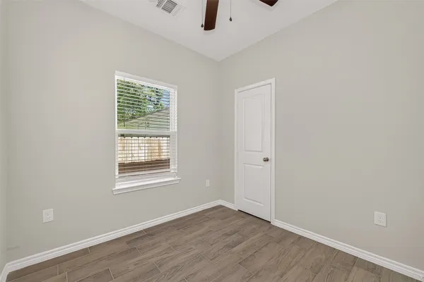 $1,195 | 352 Westchase Street, Montgomery, TX 77316