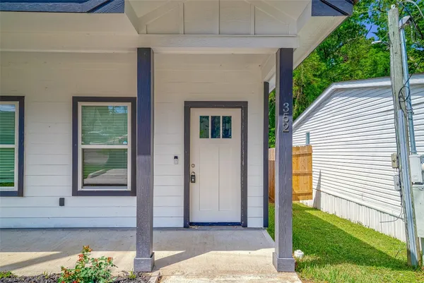 $1,195 | 352 Westchase Street, Montgomery, TX 77316