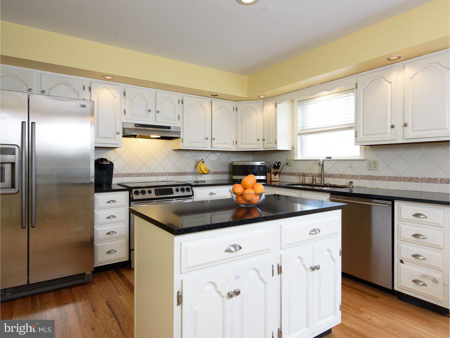 28 Fox Hollow Road Downingtown, PA 19335 - Photo 8 of 25 Gallery Image 8