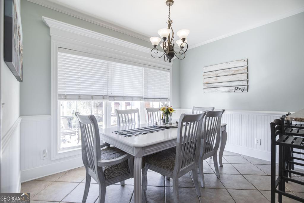 103 Westward Point Kathleen, GA 31047 - Photo 14 of 47 a view of a dining room with furniture window and outside view