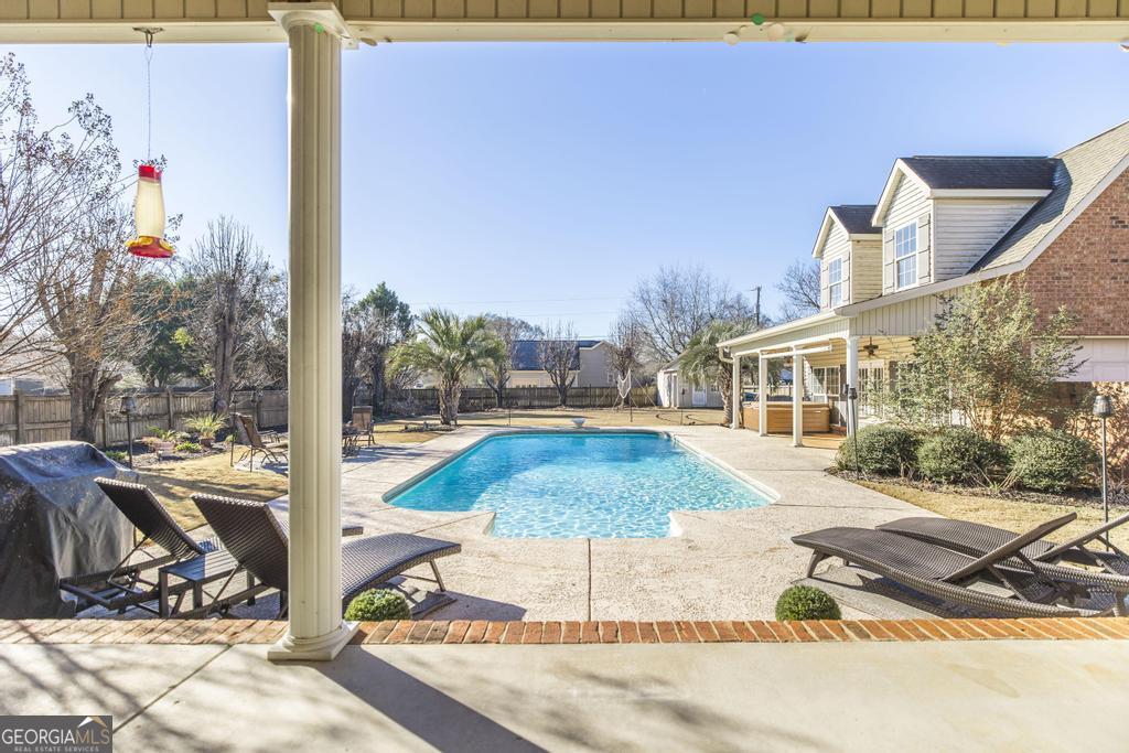 103 Westward Point Kathleen, GA 31047 - Photo 41 of 47 a view of a house with backyard