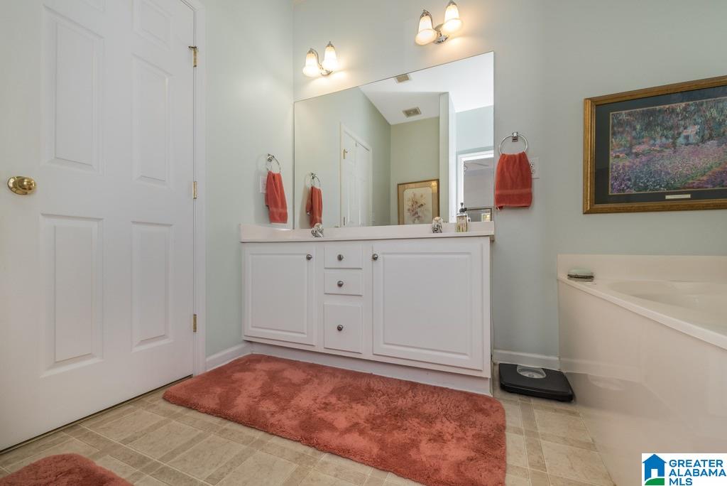 185 Daventry Drive Calera, AL 35040 - Photo 17 of 29