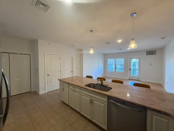 $3,700 | 360 Andover Street, Unit 2302, Danvers, MA 01923