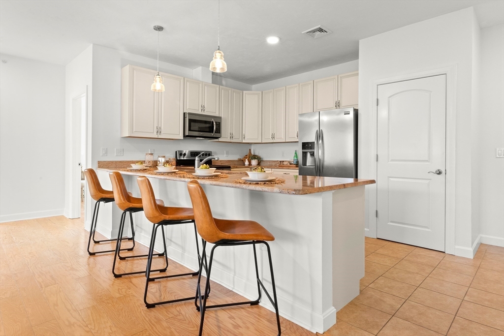 360 Andover Street, Unit 2302 Danvers, MA 01923 - Photo 6 of 30