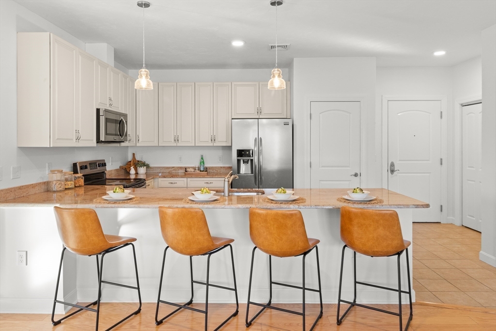 360 Andover Street, Unit 2302 Danvers, MA 01923 - Photo 7 of 30