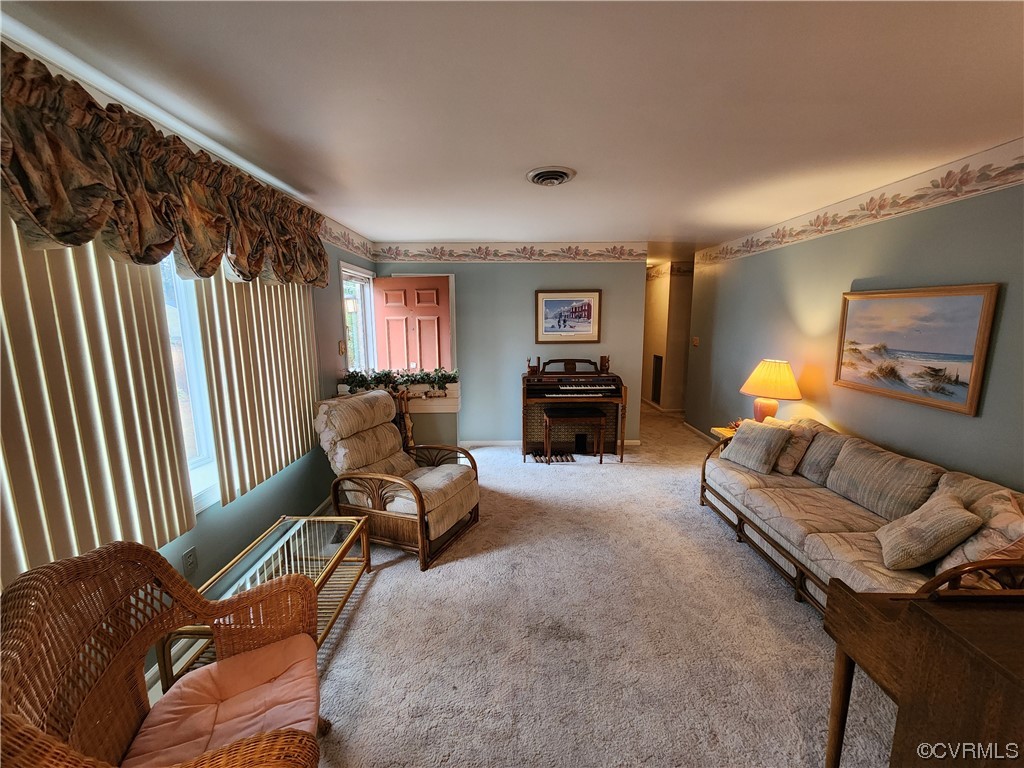 122 Salisbury Road Colonial Heights, VA 23834 - Photo 13 of 30 Gallery Image 13