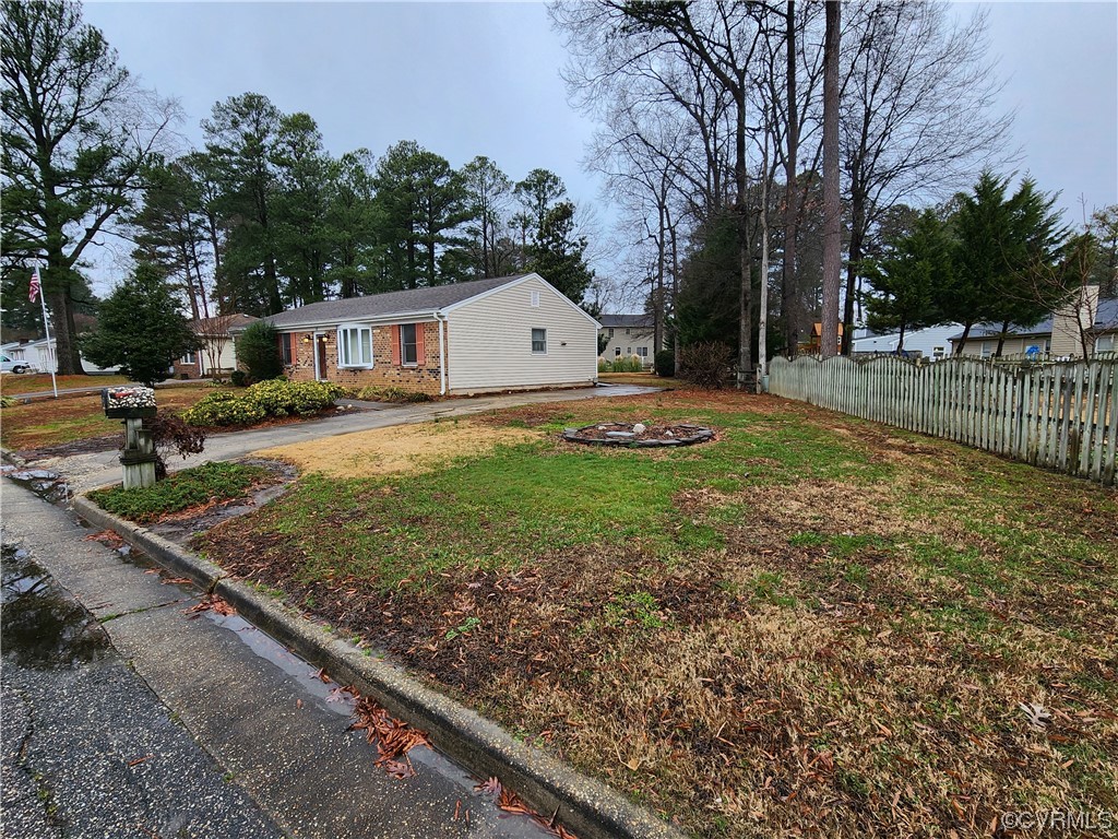 122 Salisbury Road Colonial Heights, VA 23834 - Photo 4 of 30 Gallery Image 4