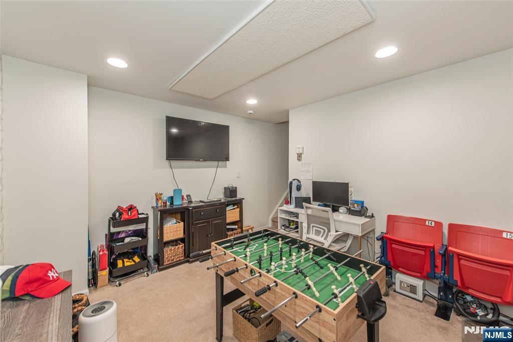 2141 Jordan Court Mahwah, NJ 07430 - Photo 16 of 20
