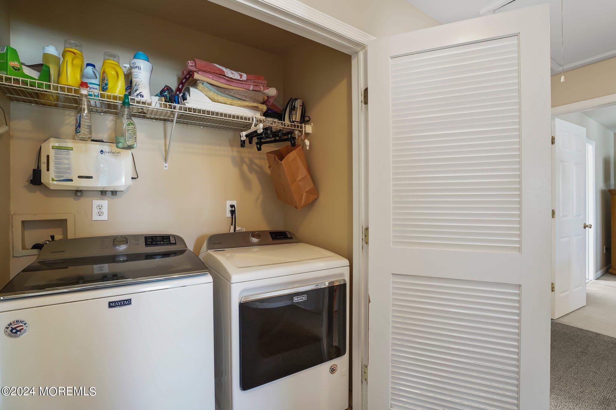 4 Anderson Street Union Beach, NJ 07735 - Photo 39 of 51 a utility room with dryer and washer