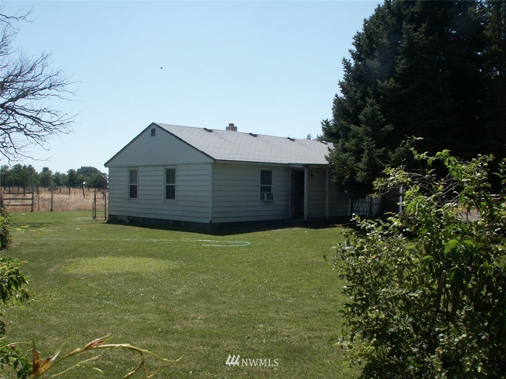 6595 Jonathan Road Northeast Moses Lake, WA 98837 - Photo 2 of 6 Gallery Image 2