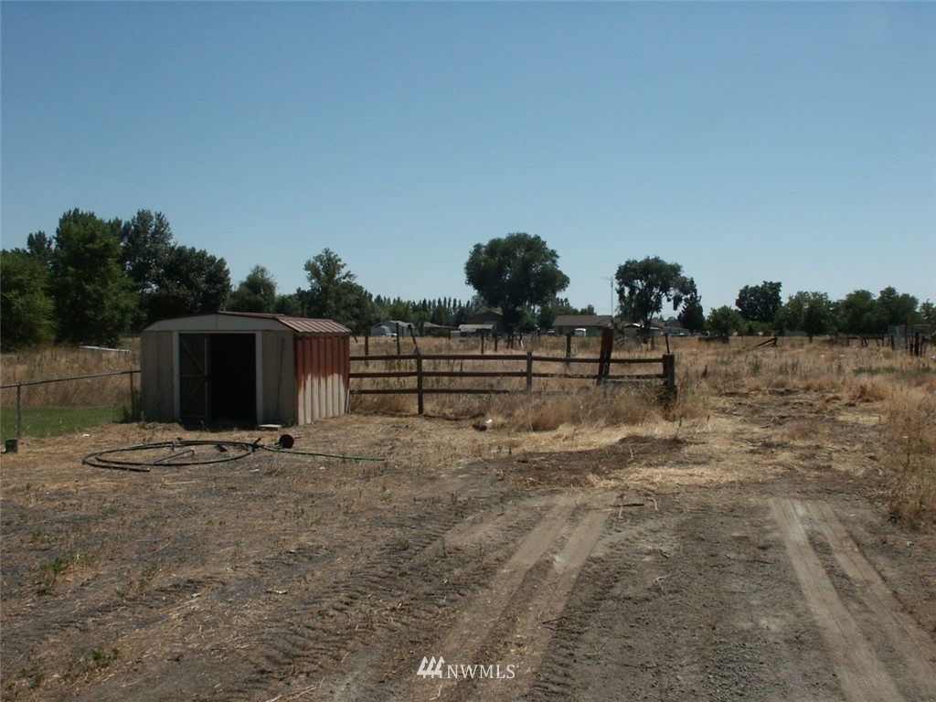 6595 Jonathan Road Northeast Moses Lake, WA 98837 - Photo 6 of 6 Gallery Image 6