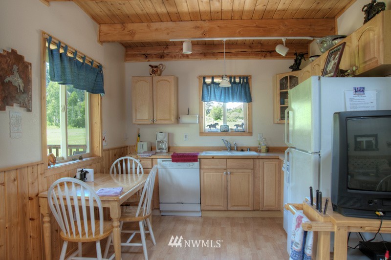 11670 Manastash Road Ellensburg, WA 98926 - Photo 9 of 25 Gallery Image 9