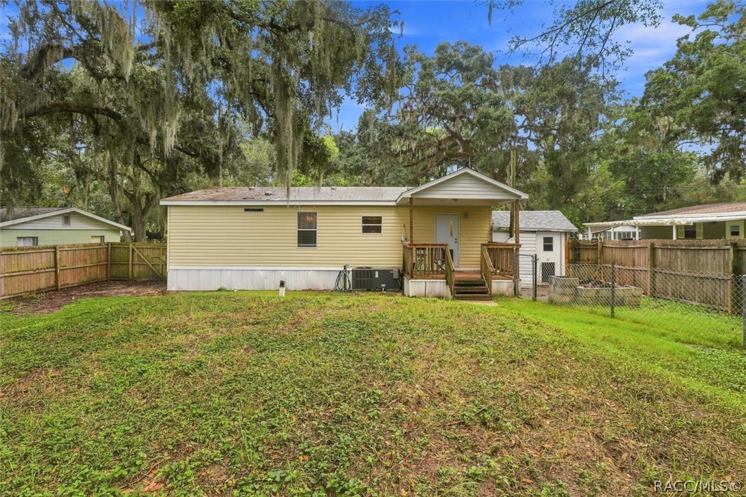 20015 Ruth Street Brooksville, FL 34601 - Photo 28 of 30 Gallery Image 28