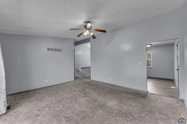 $195,000 | 1231 Southeast 43rd Terrace, Topeka, KS 66609