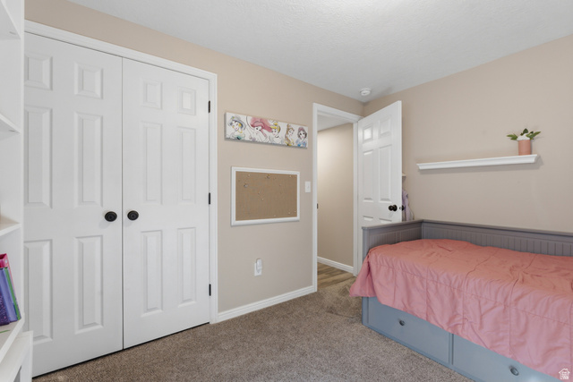 11189 Ohenry Road East Sandy, UT 84070 - Photo 27 of 44 Neutral tone walls complemented by white trim and doors