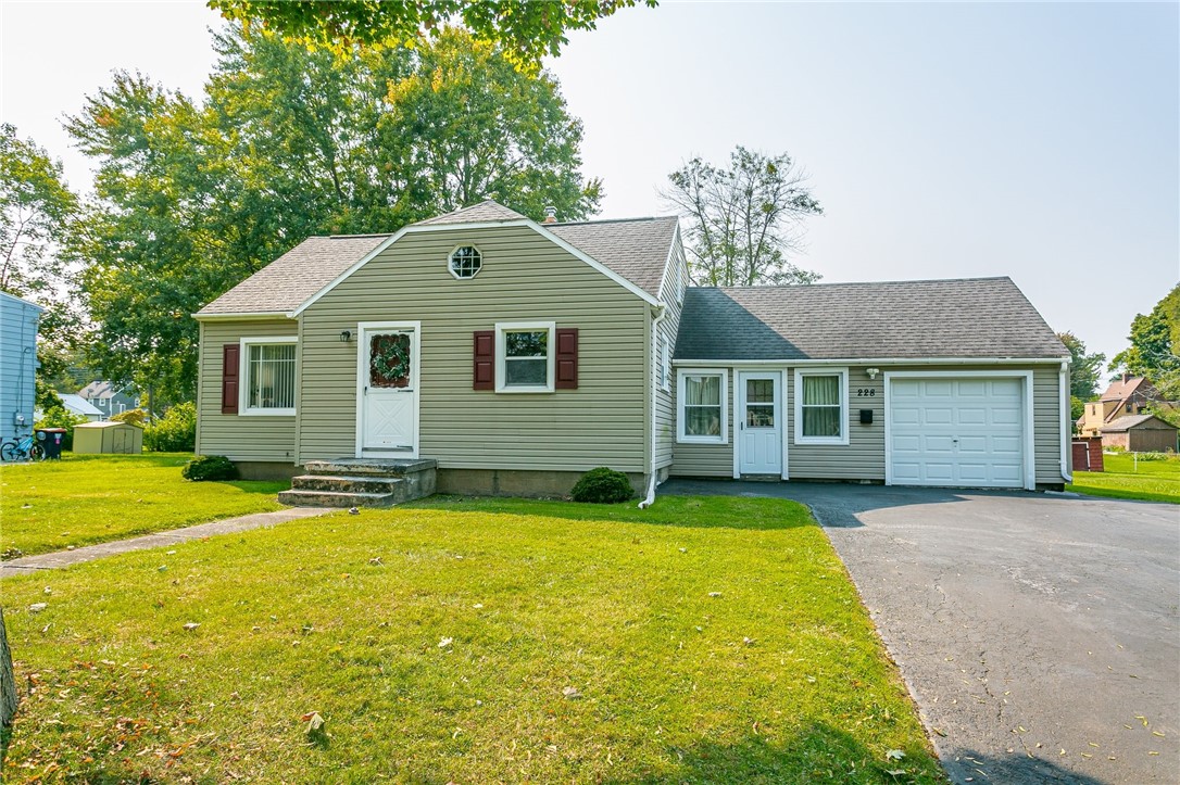 228 Belmont Road, Greece, NY 14612 Compass