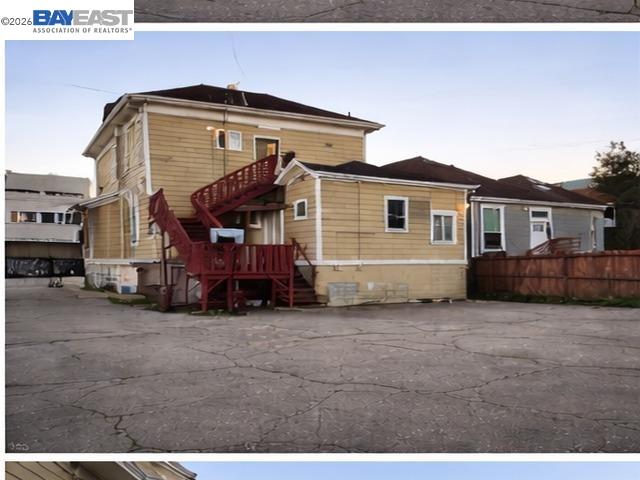 874 Isabella Street Oakland, CA 94607 - Photo 4 of 9 a view of a house with a yard