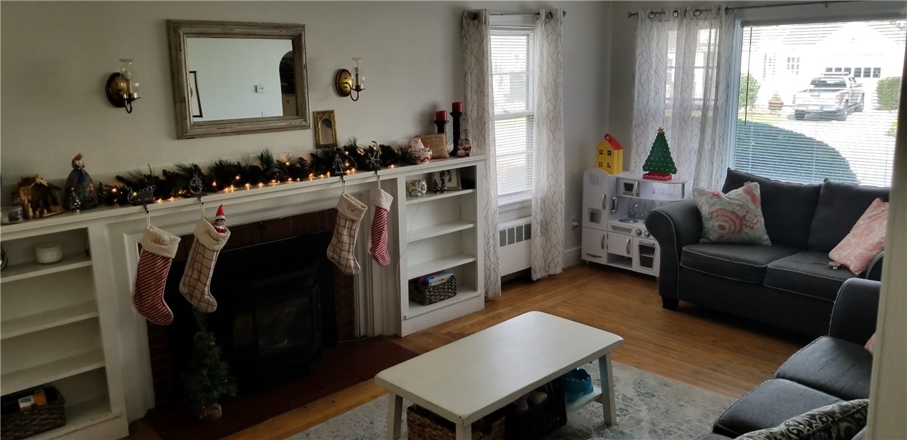 56 Admiral Kalbfus Road Newport, RI 02840 - Photo 6 of 29 Gallery Image 6