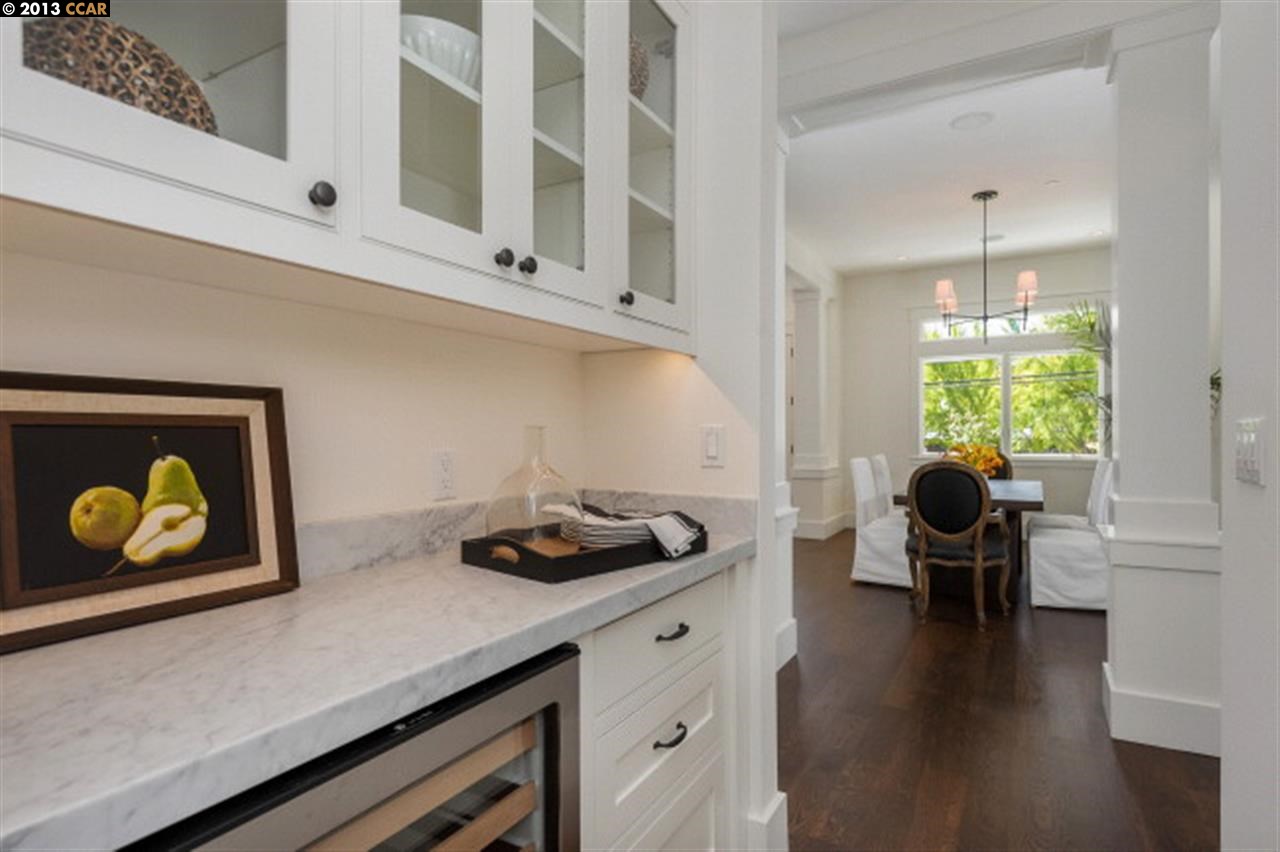 3848 Happy Valley Road Lafayette, CA 94549 - Photo 7 of 27 a kitchen with a table and chairs