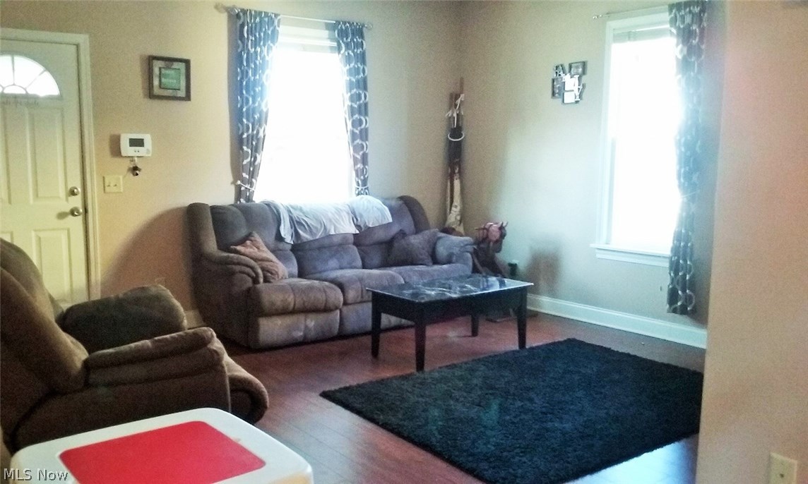 840 Walnut Road Southeast Massillon, OH 44646 - Photo 2 of 9 Gallery Image 2