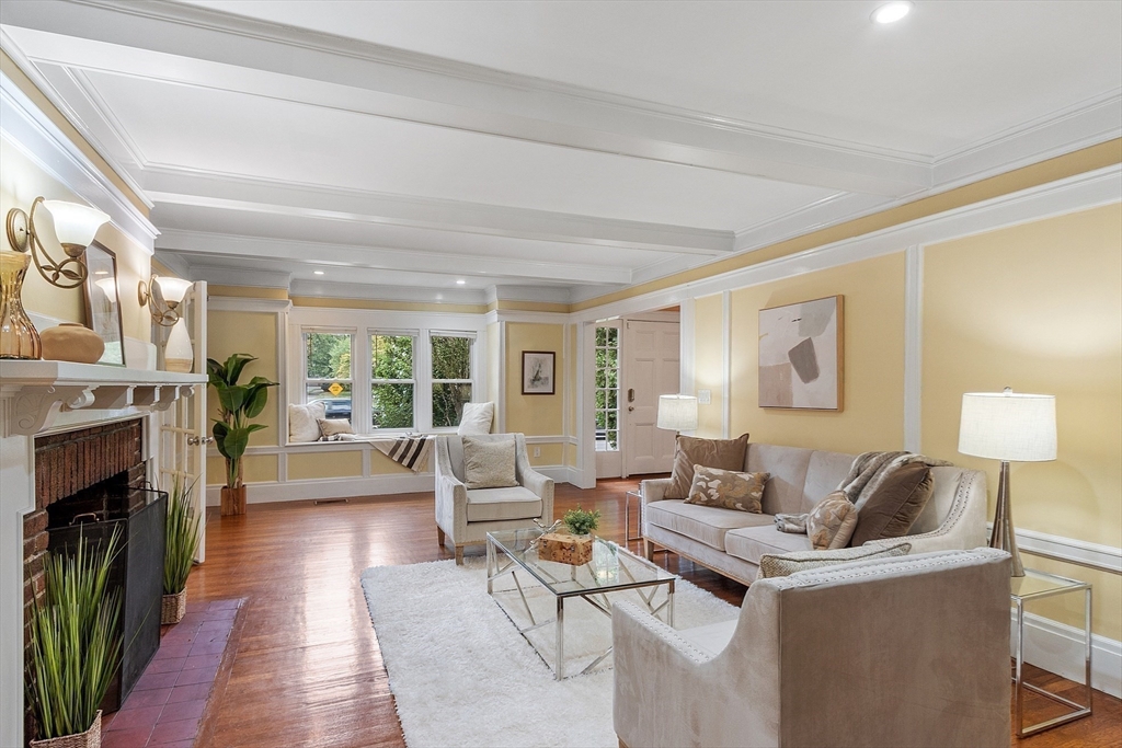 1754 Washington Street Newton, MA 02466 - Photo 11 of 39