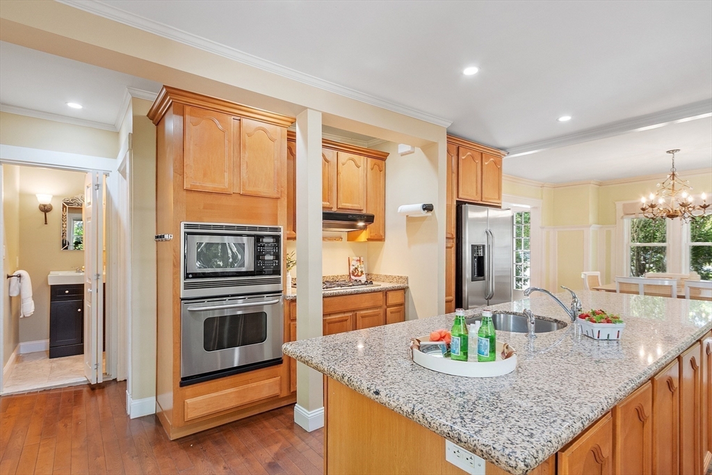 1754 Washington Street Newton, MA 02466 - Photo 19 of 39