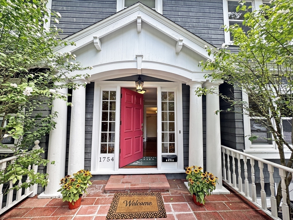 1754 Washington Street Newton, MA 02466 - Photo 4 of 39