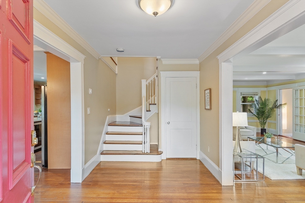 1754 Washington Street Newton, MA 02466 - Photo 5 of 39