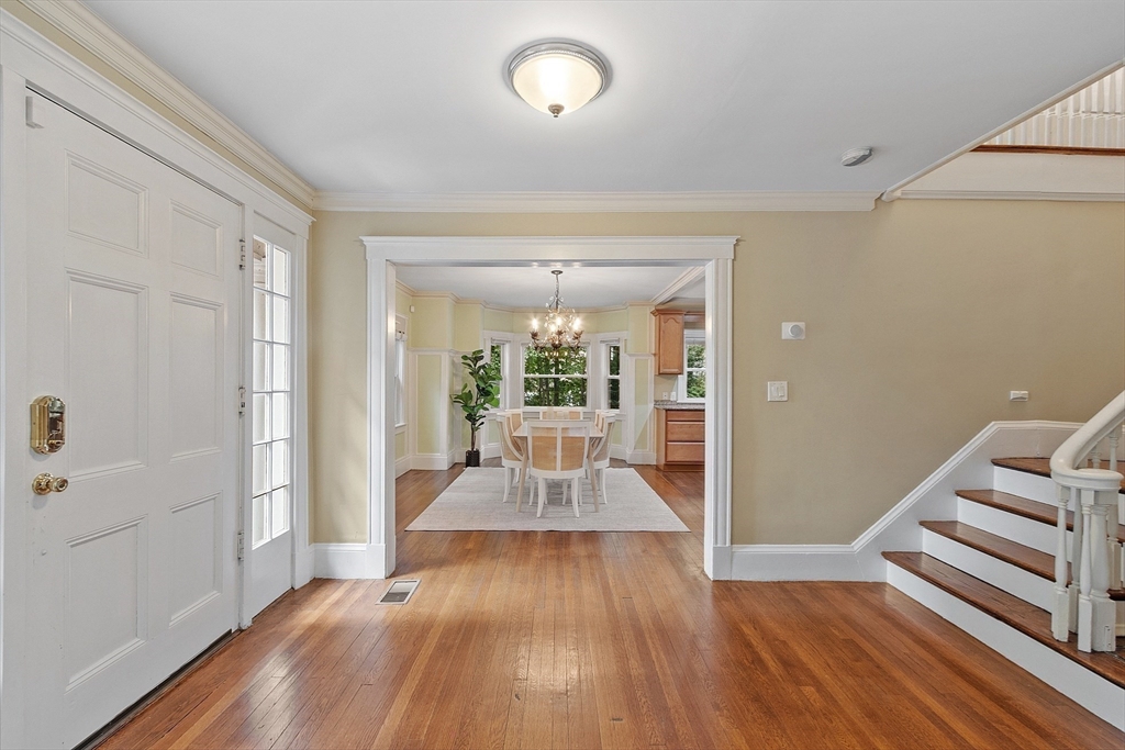 1754 Washington Street Newton, MA 02466 - Photo 6 of 39
