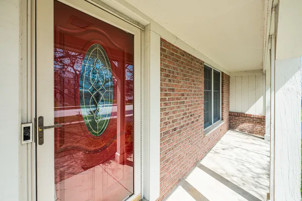 $575,000 | 1404 Halifax Drive, Mundelein, IL 60060