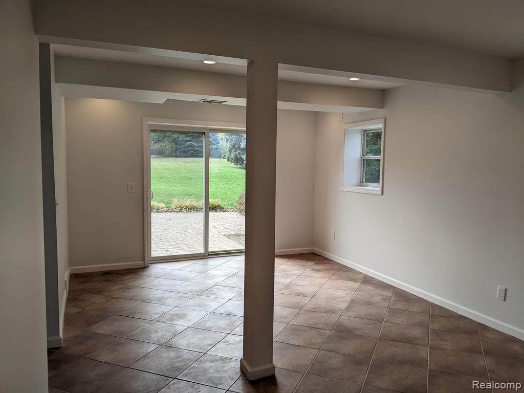 6521 West Rolston Road Linden, MI 48451 - Photo 19 of 43