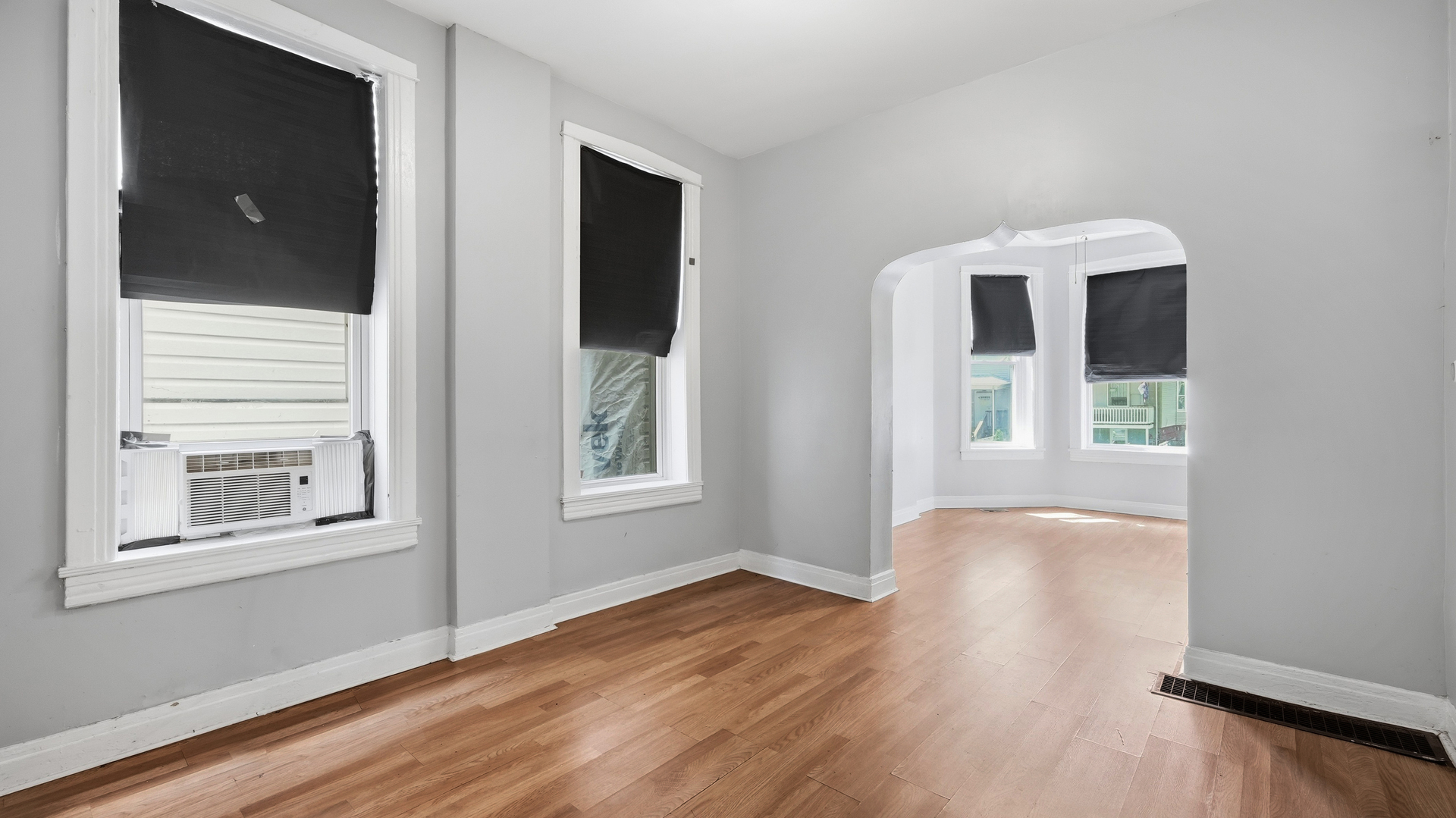 7213 South Green Street Chicago, IL 60621 - Photo 5 of 24 Gallery Image 5