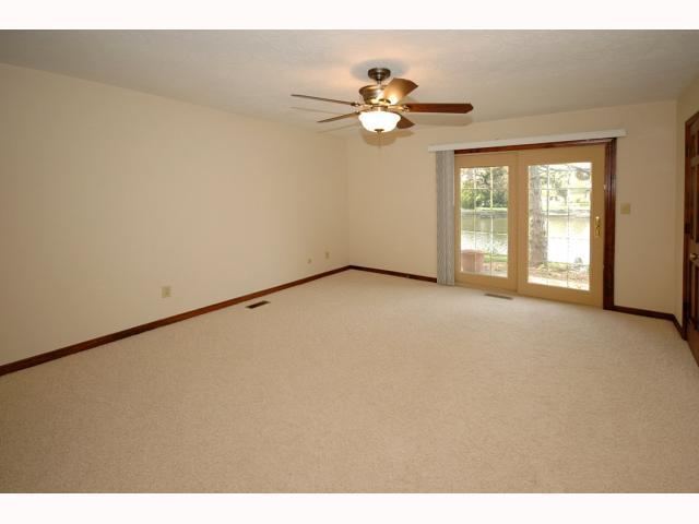 7418 Sylvan Ridge Road Indianapolis, IN 46240 - Photo 3 of 12 Gallery Image 3