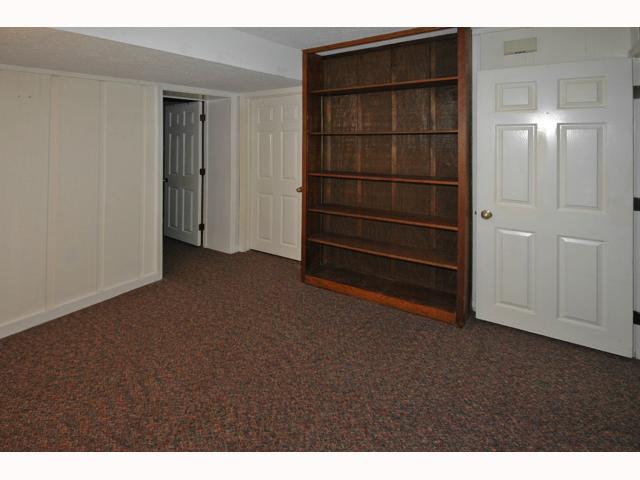 7418 Sylvan Ridge Road Indianapolis, IN 46240 - Photo 10 of 12 Gallery Image 10