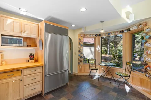 $725,000 | 67 Hoyt Mill Road, Moultonborough, NH 03254