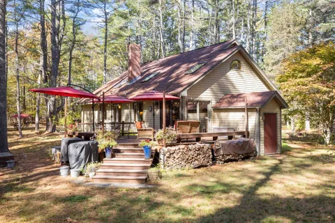 $725,000 | 67 Hoyt Mill Road, Moultonborough, NH 03254