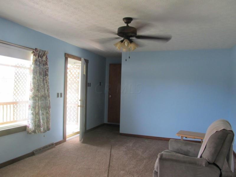 1830 Blue Valley Road Southeast Lancaster, OH 43130 - Photo 7 of 28 Gallery Image 7