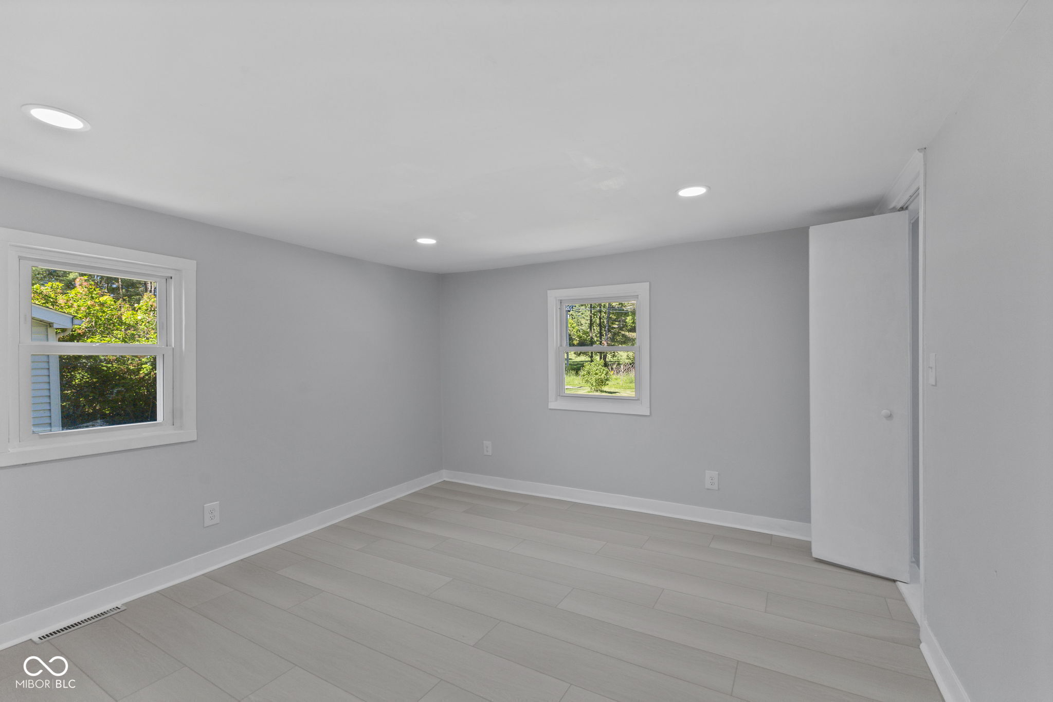 4986 Adkins Street Columbus, IN 47201 - Photo 21 of 25