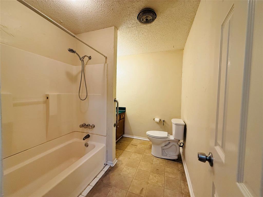 735 Anderson Road Reno, TX 75462 - Photo 12 of 21 Gallery Image 12