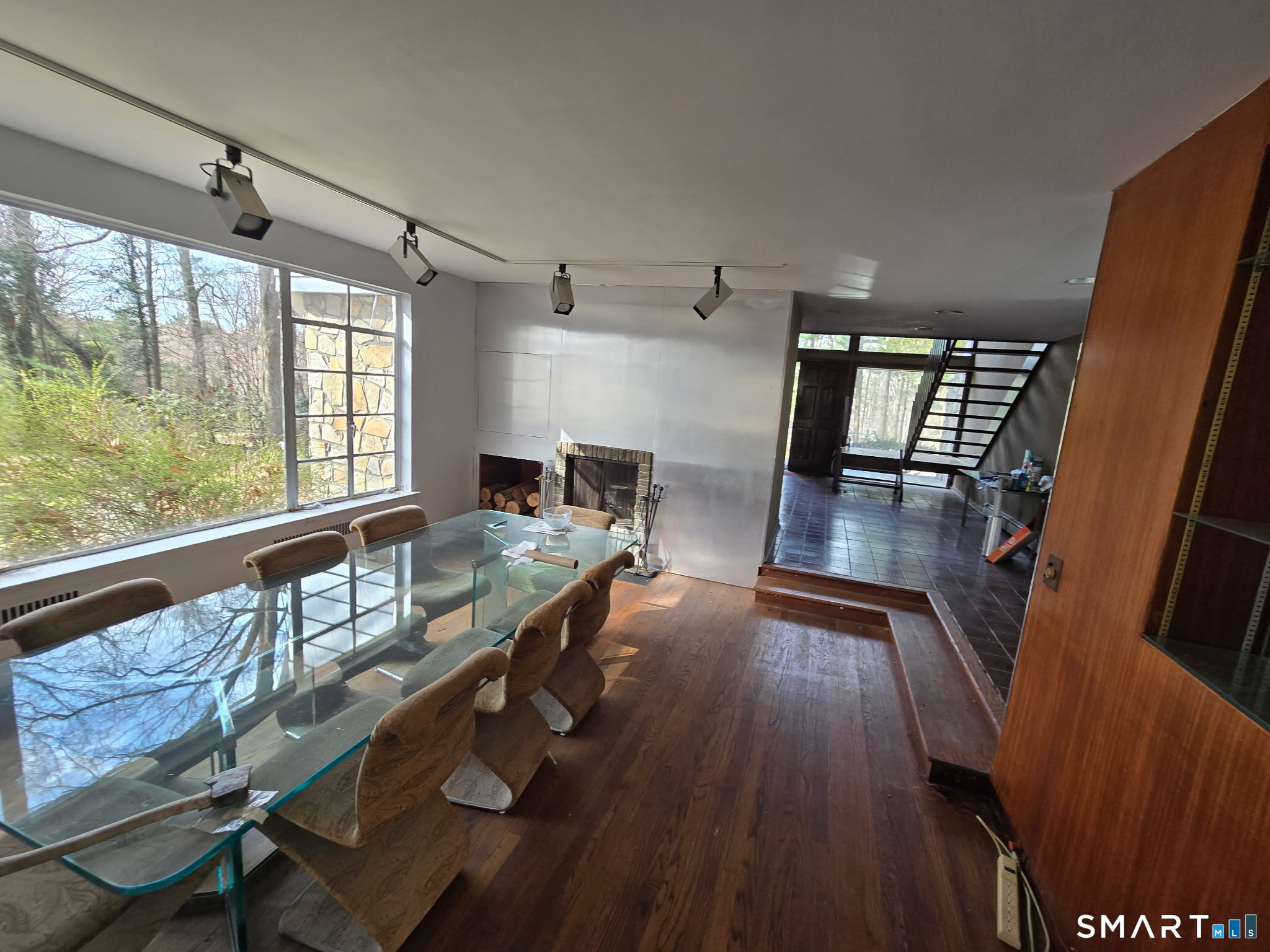 677 West Hill Road Stamford, CT 06902 - Photo 19 of 28 Gallery Image 19