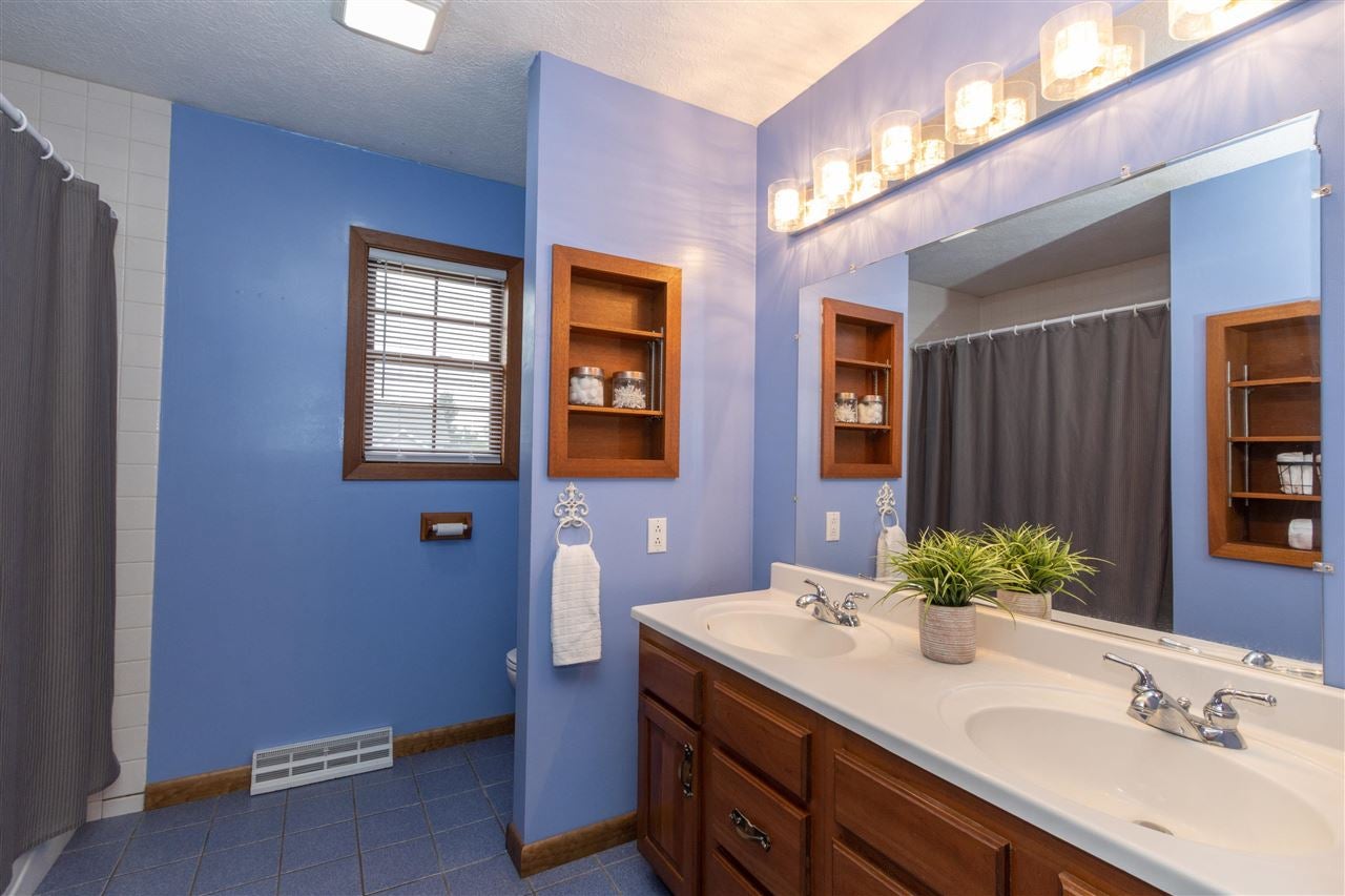 25 Prairie Ridge Court North Liberty, IA 52317 - Photo 18 of 35 Gallery Image 18