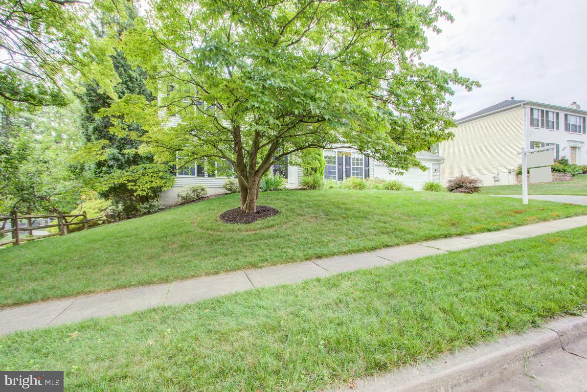 957 Pointer Ridge Drive Gaithersburg, MD 20878 - Photo 3 of 57
