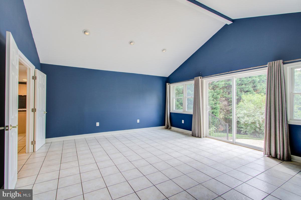 957 Pointer Ridge Drive Gaithersburg, MD 20878 - Photo 24 of 57
