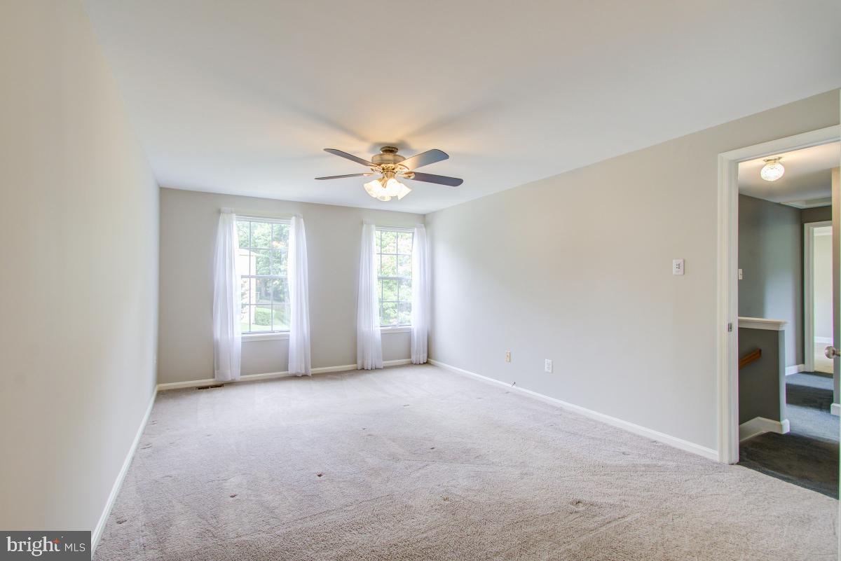 957 Pointer Ridge Drive Gaithersburg, MD 20878 - Photo 26 of 57