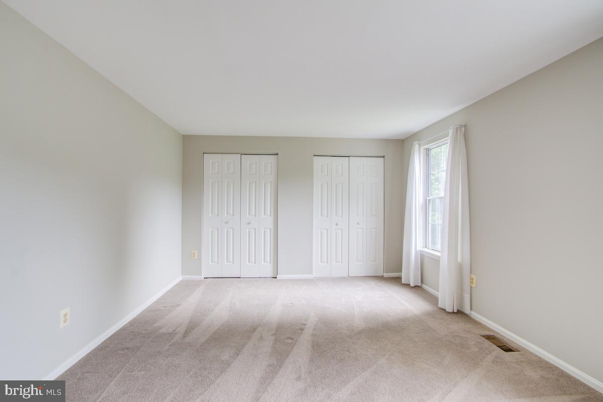 957 Pointer Ridge Drive Gaithersburg, MD 20878 - Photo 37 of 57