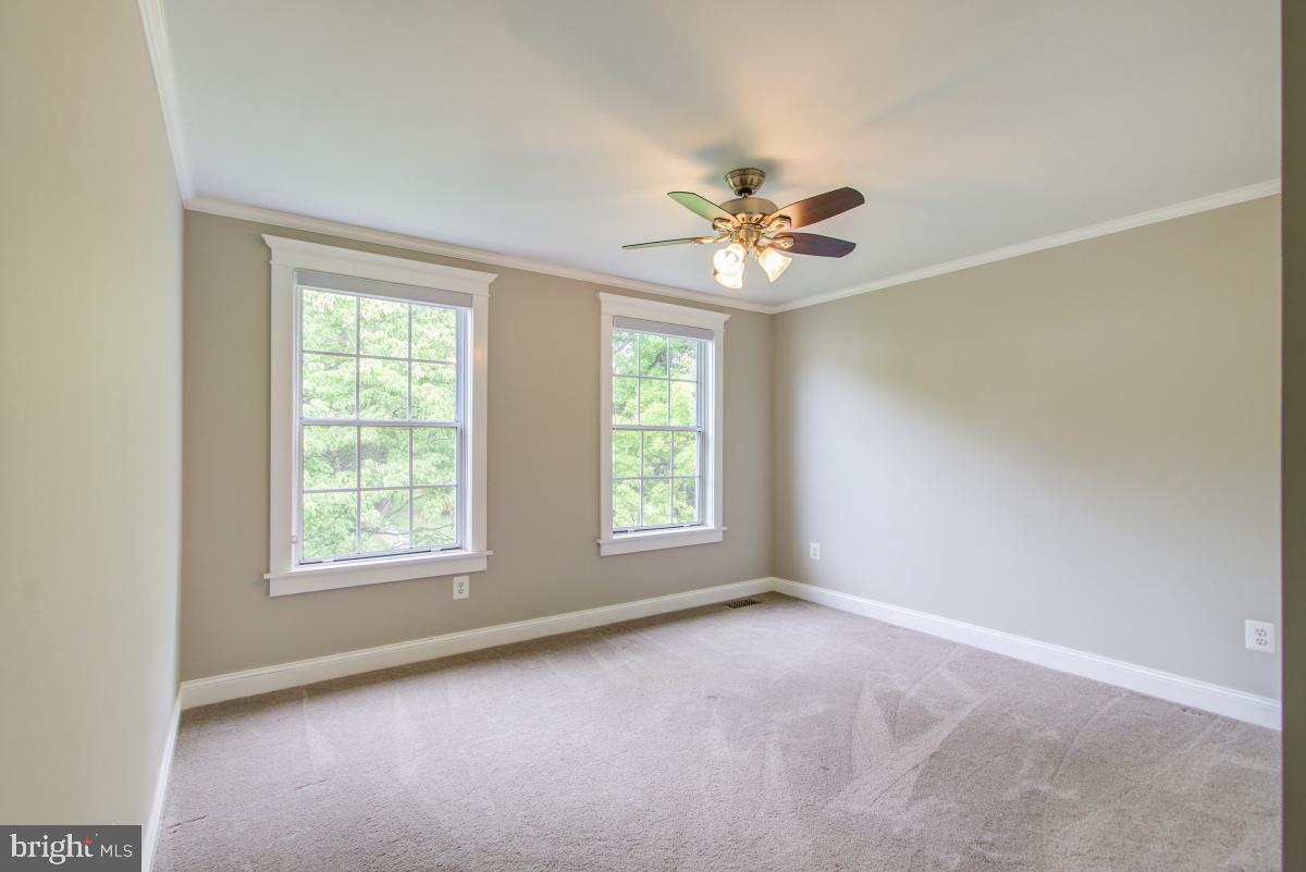 957 Pointer Ridge Drive Gaithersburg, MD 20878 - Photo 39 of 57